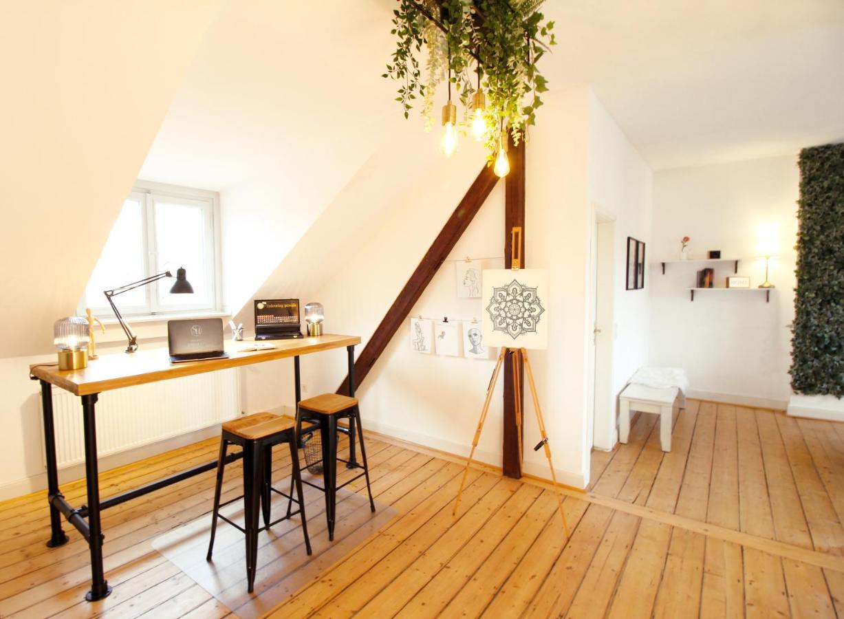Secret Hideaways Boho Artstudio Mit Smarthome Nahe City L Messe L Hbf Duisburg Exterior photo