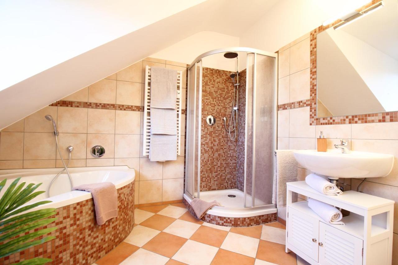 Secret Hideaways Boho Artstudio Mit Smarthome Nahe City L Messe L Hbf Duisburg Exterior photo